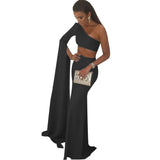 Neues Abendkleid mit One-Shoulder-Ärmeln und freiliegendem Bauchnabel