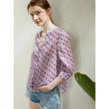 Blusa de ramio con flores de primavera