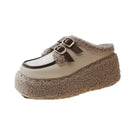 Pantuflas de cuña con detalle de hebilla para mujer de PU