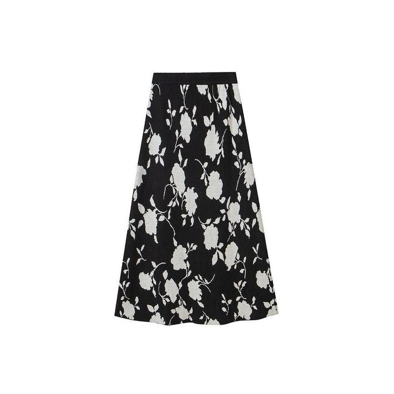 Floral Jacquard Woolen Knit Skirt