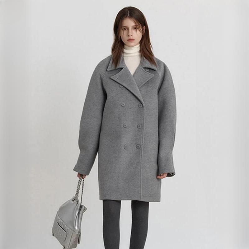 Stylish & Cozy Women's Woolen Coat