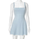 Vestido corto evasé de cuello cuadrado azul para mujer