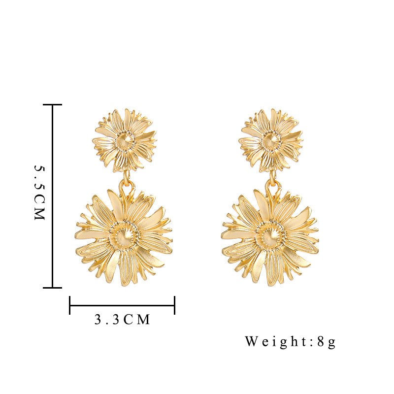 Golden Chrysanthemum Flower Drop Earrings for Women – Elegant Party Dangle Jewelry