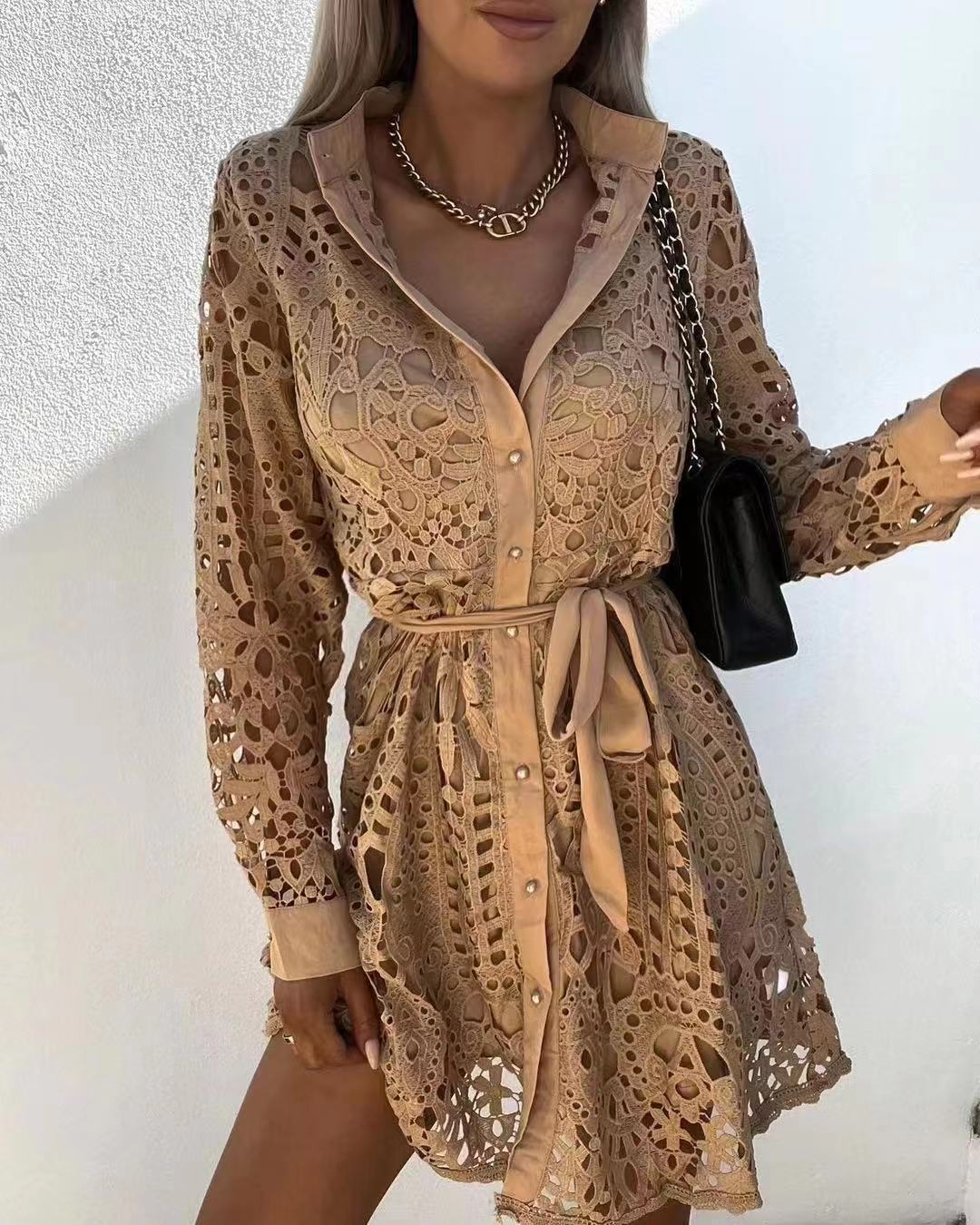 Vestido mini de encaje con temperamento de moda