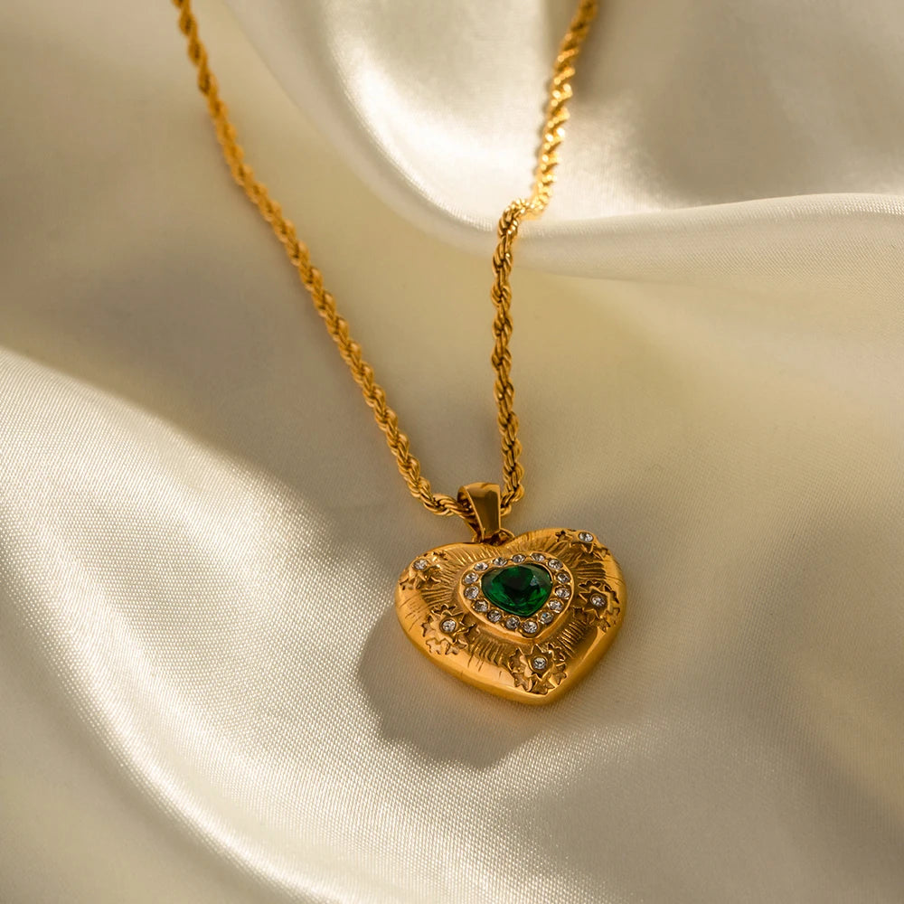 Collar con colgante de corazón cepillado bañado en oro de 18 k: joyería romántica de acero inoxidable