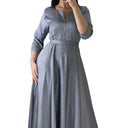 Vestido largo de satén con detalle de lazo y pedrería para mujer