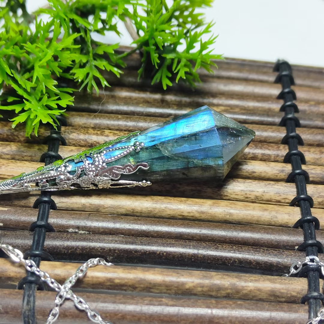 Natural Crystal Elongated Stone Spirit Pendulum Pendant Ornament - Dazpy