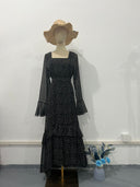 Vestido de lunares con mangas largas tipo farol