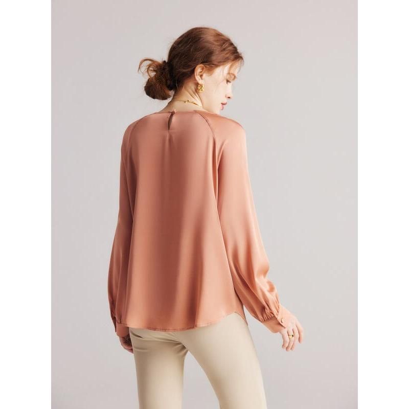 Chic Silk Blend Raglan Sleeve Blouse