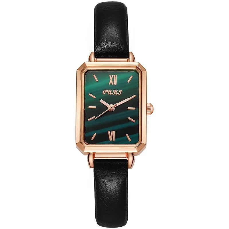 Elegante reloj de mujer con esfera cuadrada y correa de piel