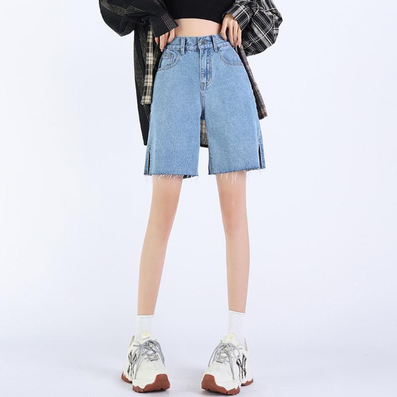 Jeansshorts mit hoher Taille und weitem Bein