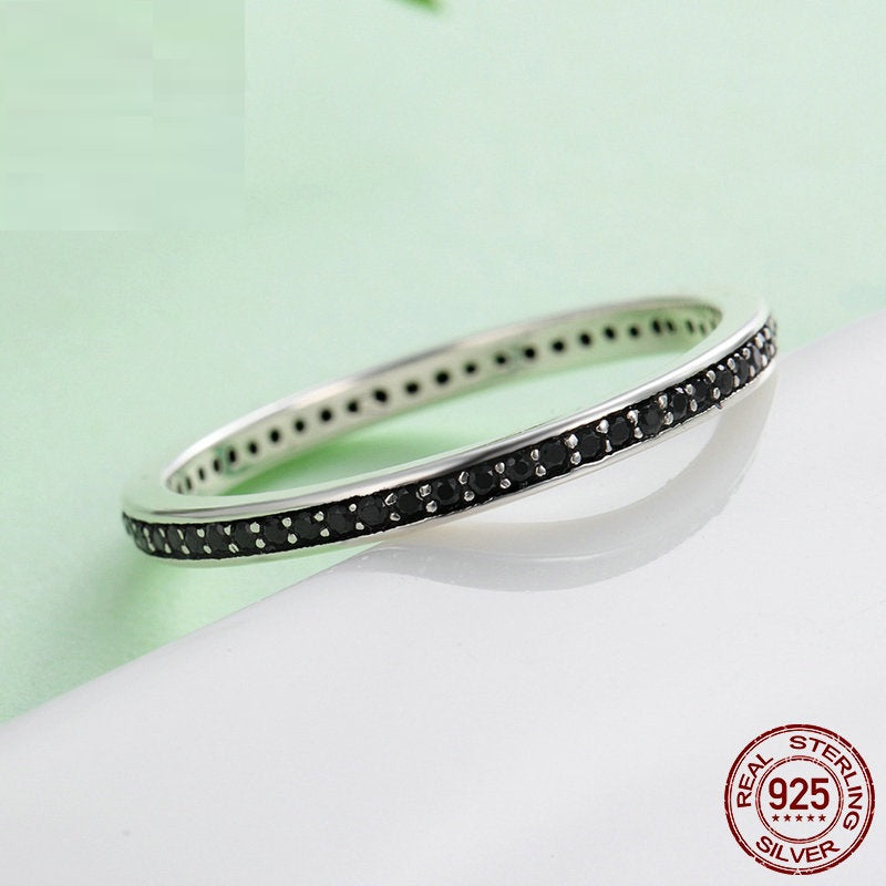 Simple Fashion Elegant Women's Black Zircon S925 Sterling Silver Ring - Dazpy