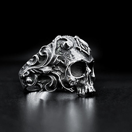 Men's Vintage Sterling Silver Skull Ring - Dazpy