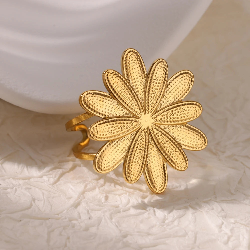 Vintage Flower Rings for Women – Adjustable Stainless Steel Flora Aesthetic Jewelry