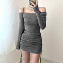 Minivestido de punto con mangas largas y fruncido