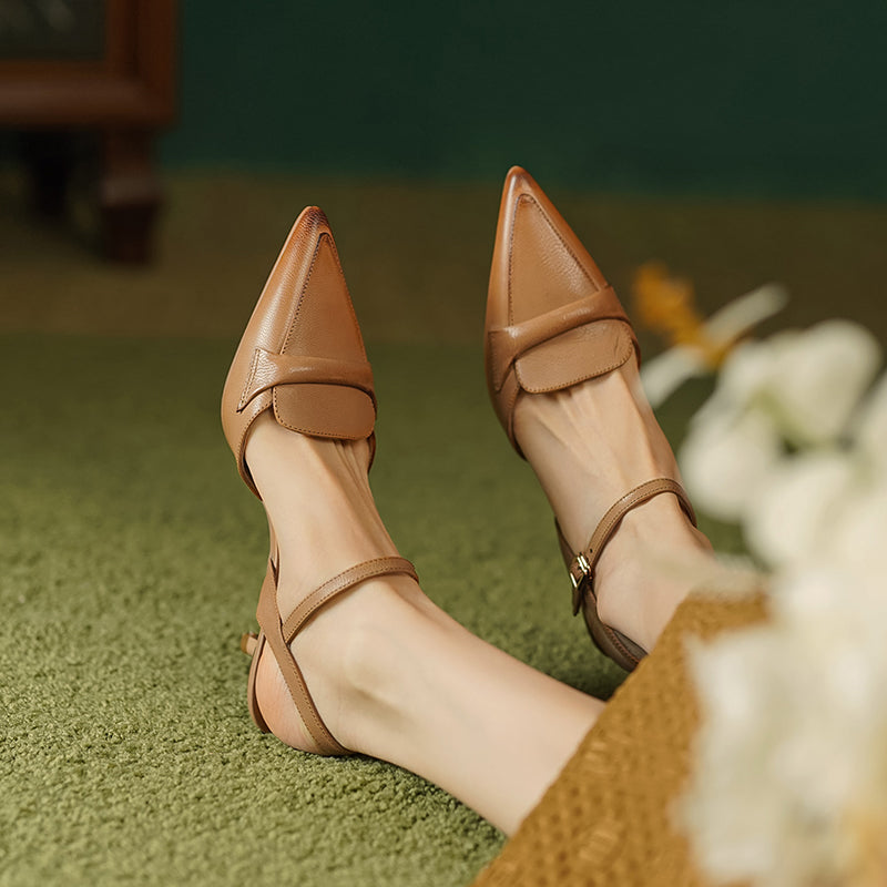 Elegante Slingback Heels aus Leder – Spitz zulaufende High Heels für Damen im Sommer 2023