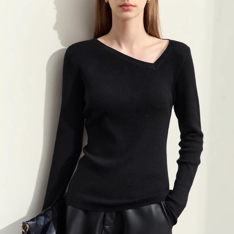 Herbstlicher asymmetrischer, diagonaler V-Ausschnitt-Slim-Pullover