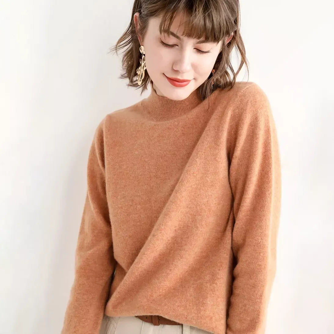 Wool Neck Pullover Classic and Cozy Sweater