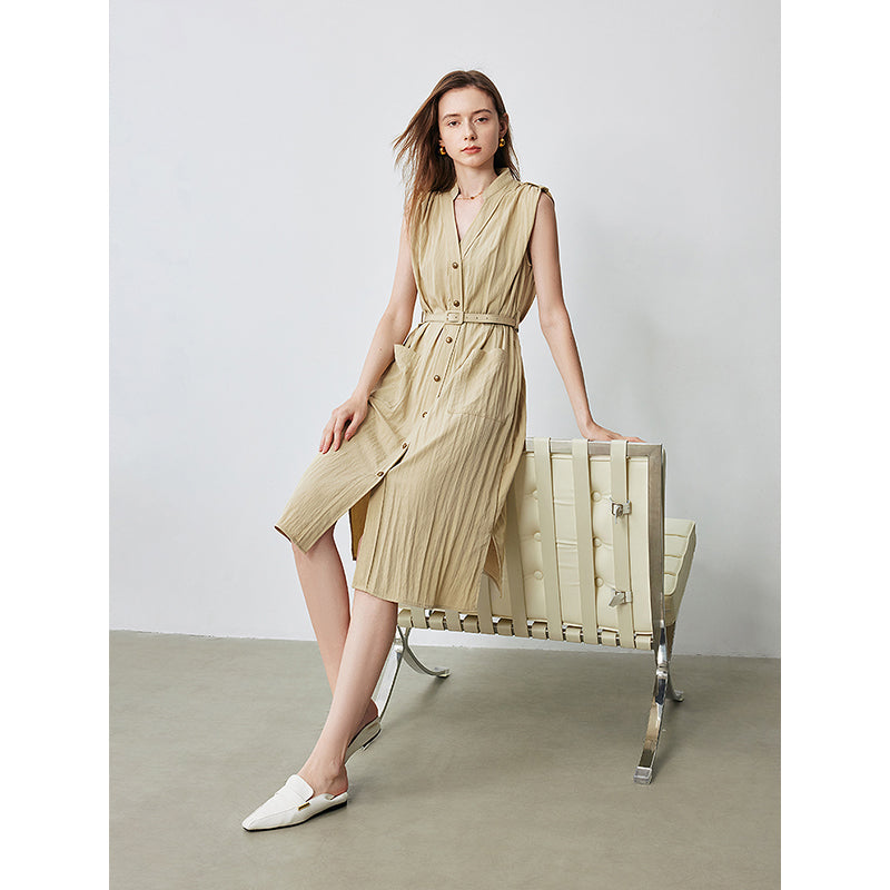 Elegantes Sommer-Midi-Hemdkleid mit V-Ausschnitt und Taschen