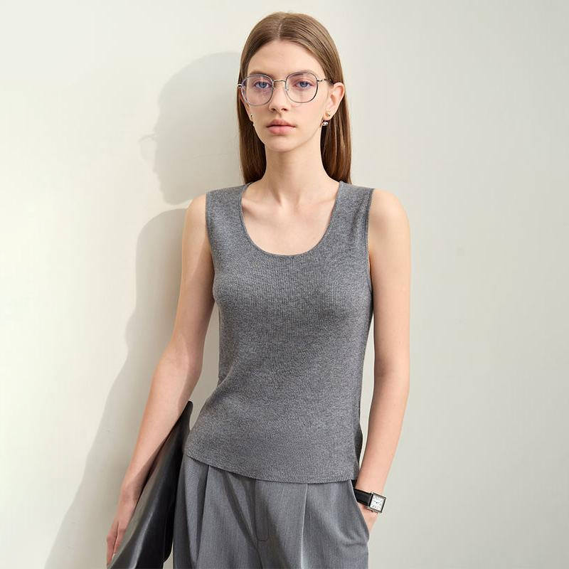 Elegantes Sommer-Camisole aus Seide mit ausgehöhltem Design