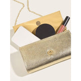 Glänzende Metallic-Clutch mit Kette