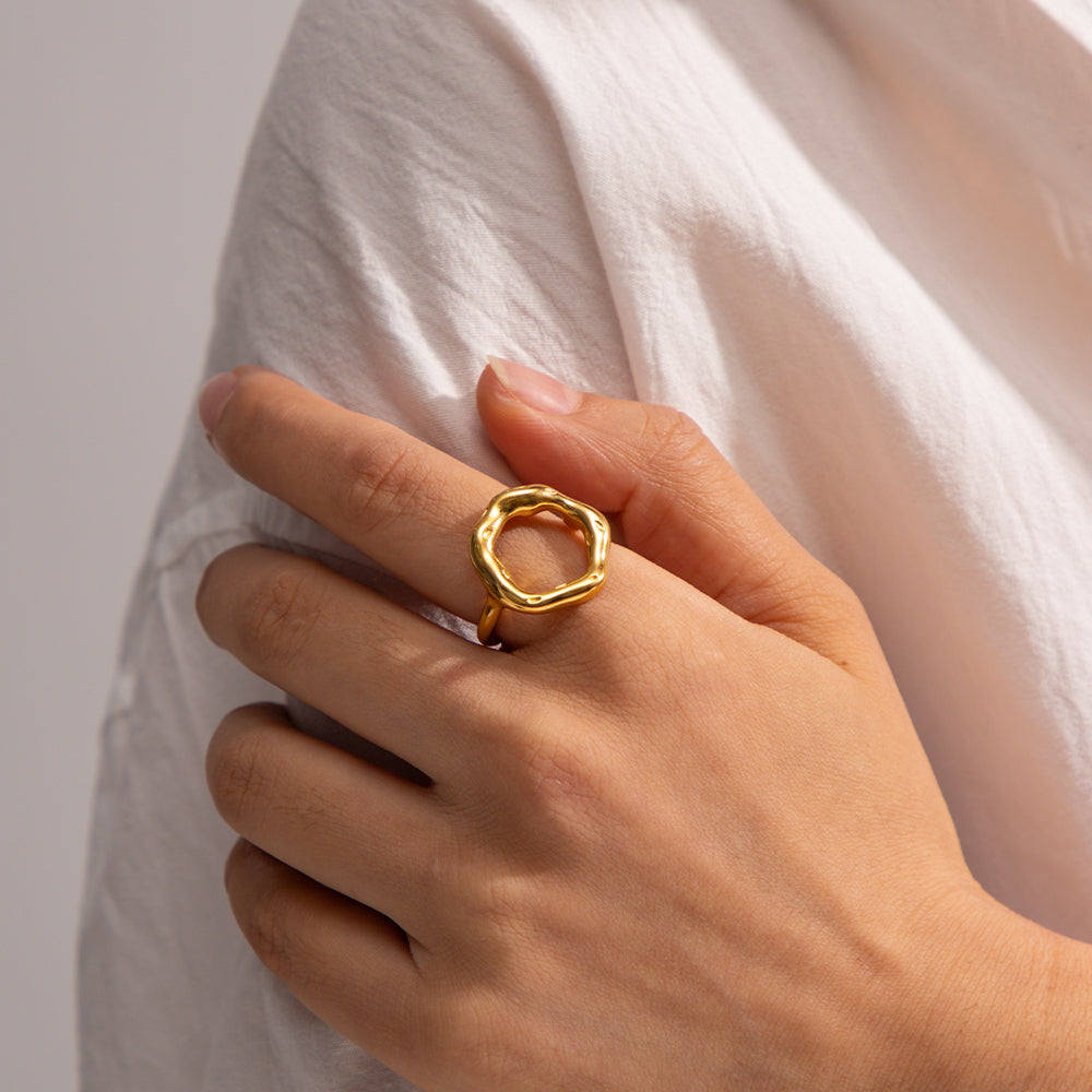 Anillo geométrico de acero inoxidable chapado en oro de 18 quilates para mujer