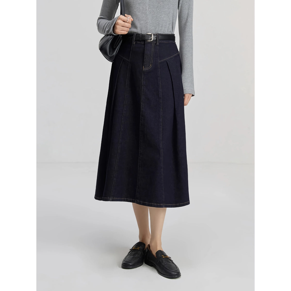 Eleganter Midirock in A-Linie aus dunklem Denim mit hoher Taille für Damen