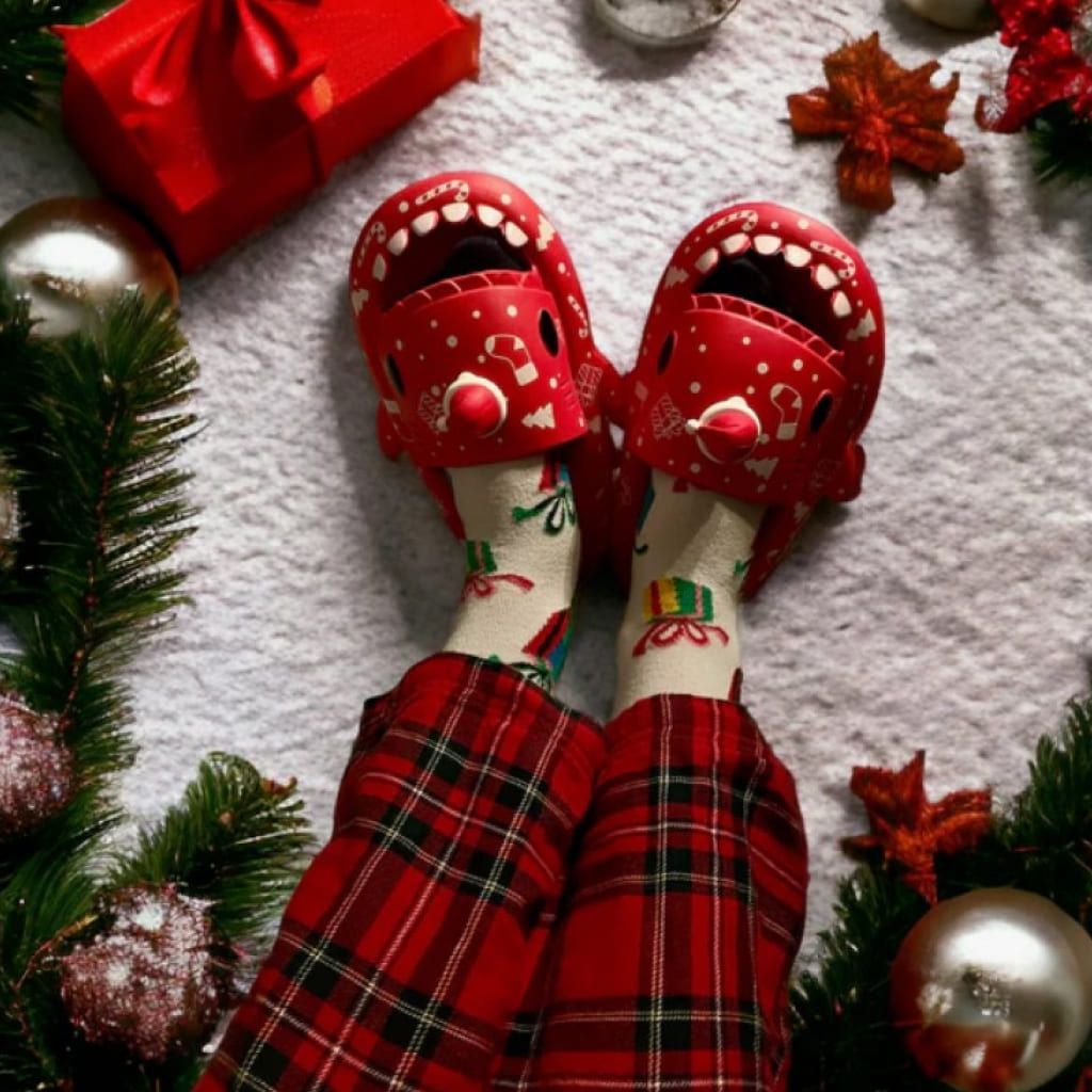 Pantuflas de tiburón con estampado navideño de Halloween