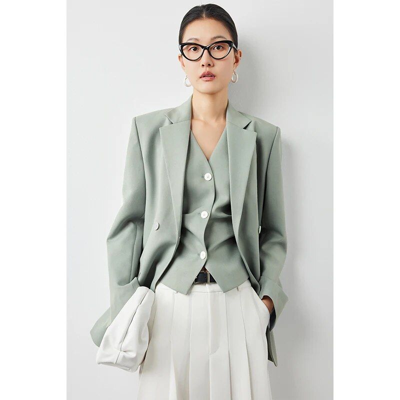 Elegante blazer cruzado verde