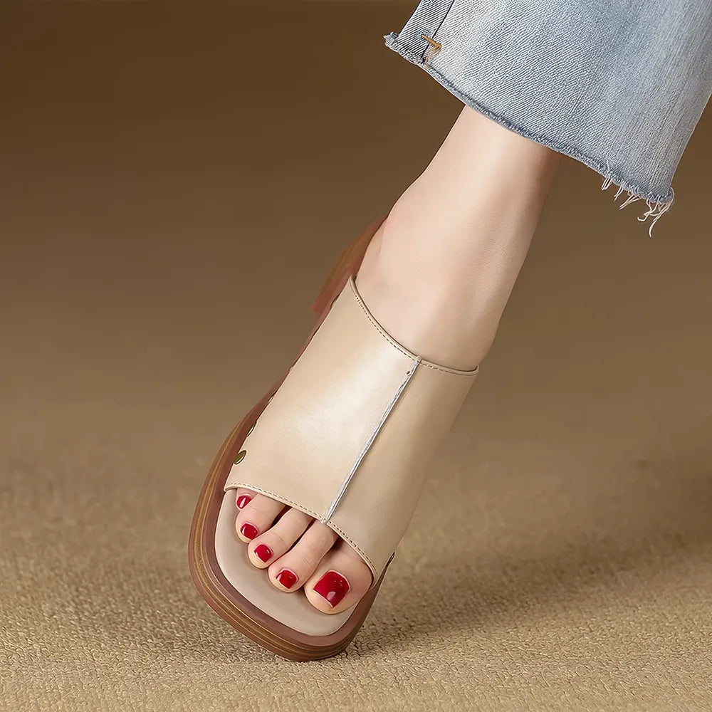 Elegantes sandalias de tacón alto de cuero con punta abierta