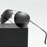 Photochromic Vintage Aviator Sunglasses