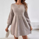 Vestido de punto color caqui con mangas farol y detalle de crochet para mujer