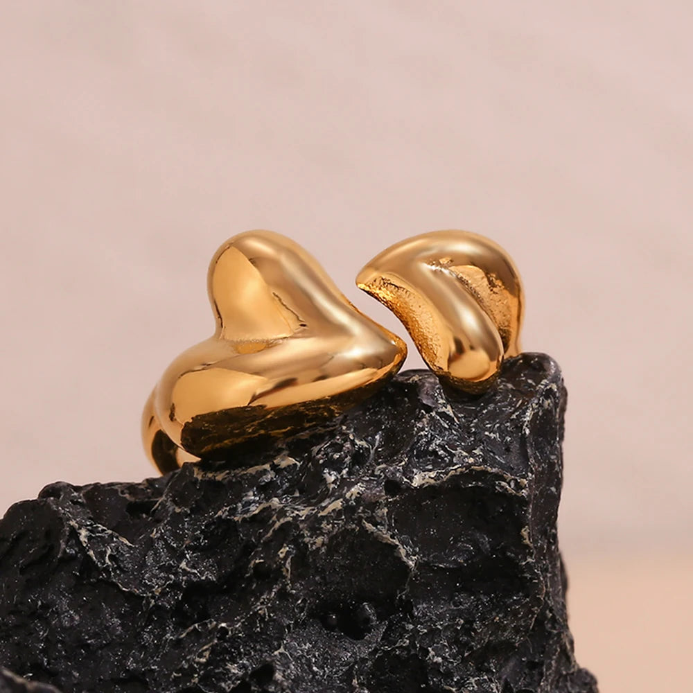 Anillo abierto de doble corazón bañado en oro - Acero inoxidable hipoalergénico