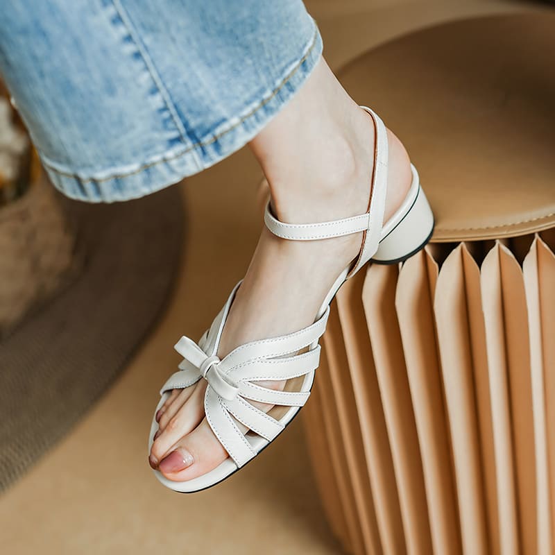 Sandalias de tacón alto de moda