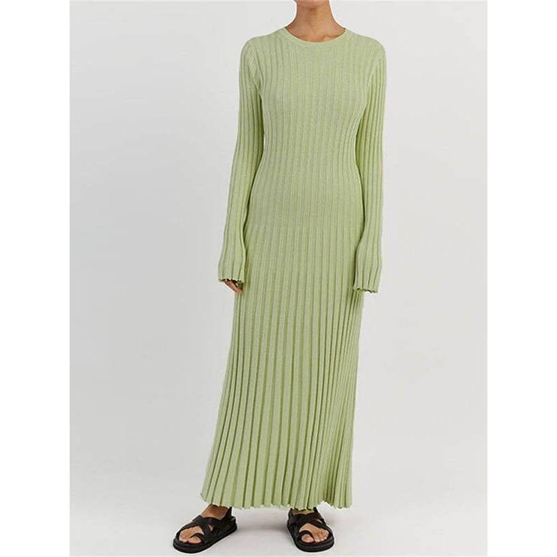 Elegant Pleated Knit Dress