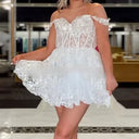 Vestido corto de encaje bordado sin mangas para ocasión especial