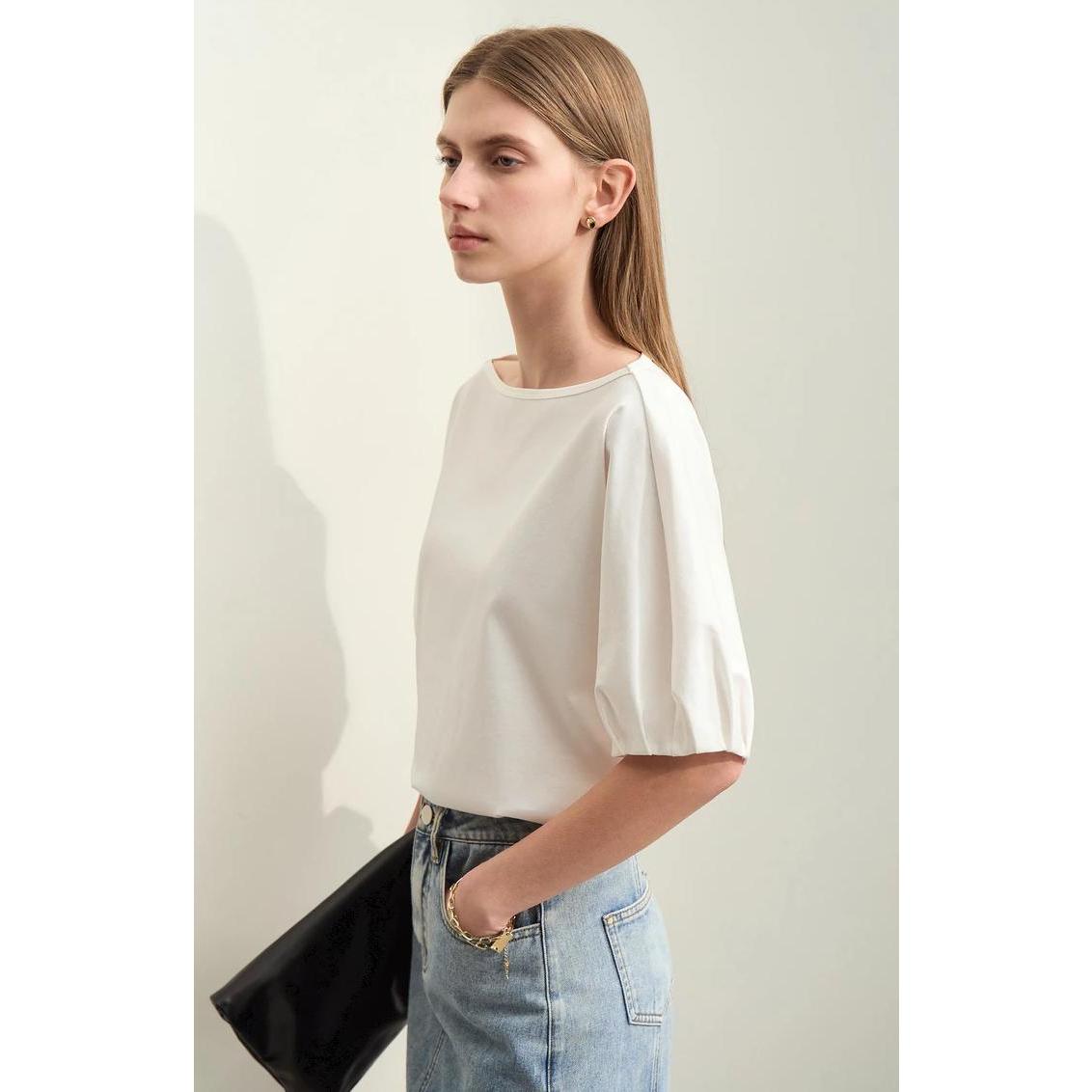 Top casual de verano con cuello oblicuo y manga farol