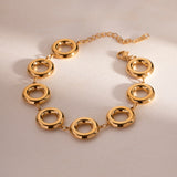 Elegante Brazalete tipo Donut de Acero Inoxidable Chapado en Oro de 18k