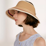 Gorra con visera de rafia de verano