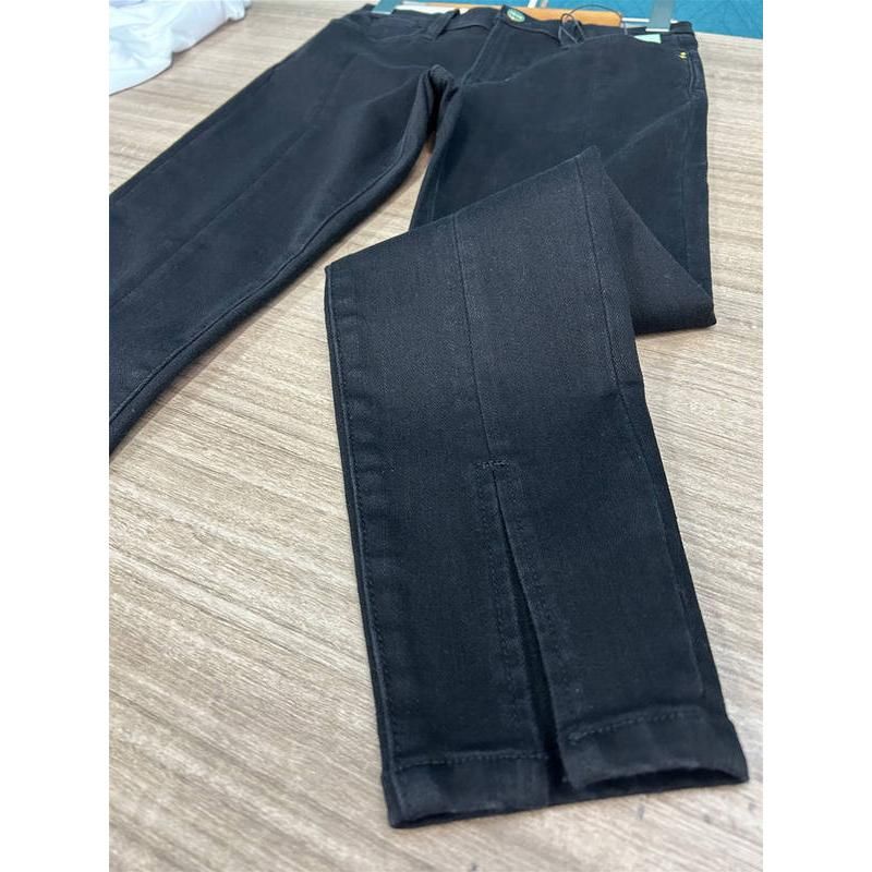 Schicke schwarze Stretchjeans mit mittlerer Taille für Herbst und Winter