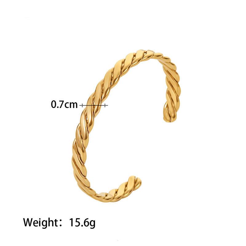 Pulsera de cadena cubana de acero inoxidable - Textura de metal pesado bañada en oro de 18 quilates