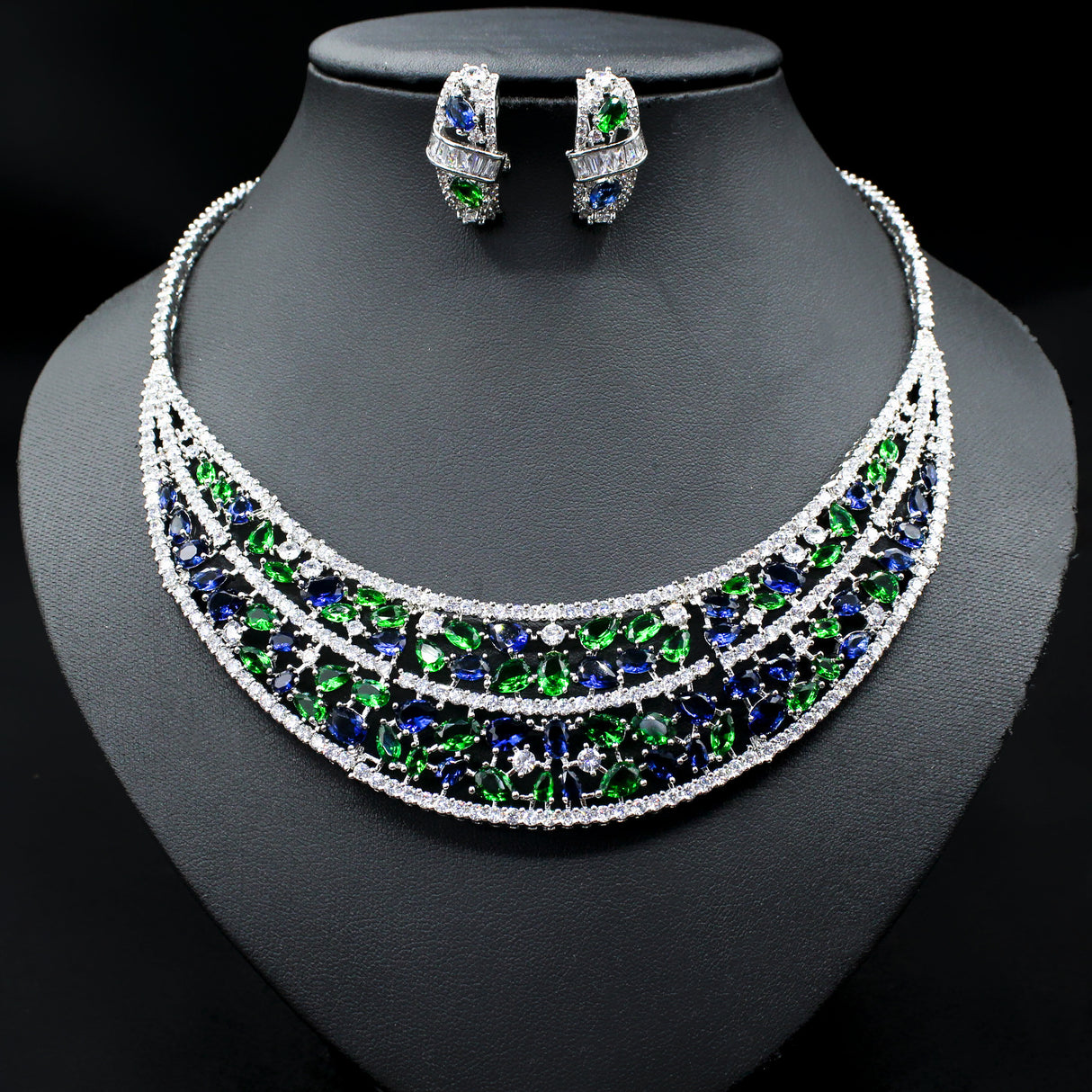 Oversized Bridal Emerald Earrings Necklace Set - Dazpy