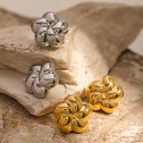 Aretes con forma de flor de acero inoxidable chapado en oro de 18 quilates