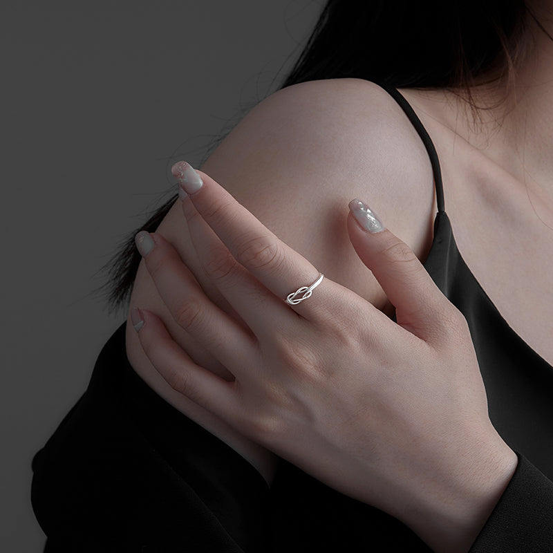 Female Retro Light Luxury Niche Silver Versatile And Minimalist Temperament Ring - Dazpy