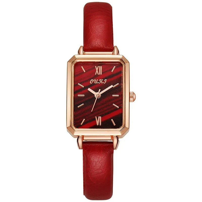 Elegante reloj de mujer con esfera cuadrada y correa de piel