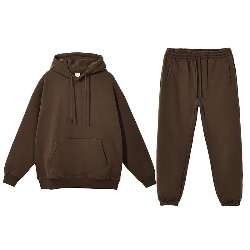 Gemütliches Set aus Fleece-Kapuzenpullover und Jogginghose