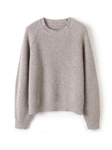 Warmer, locker sitzender Pullover aus melierter Wolle