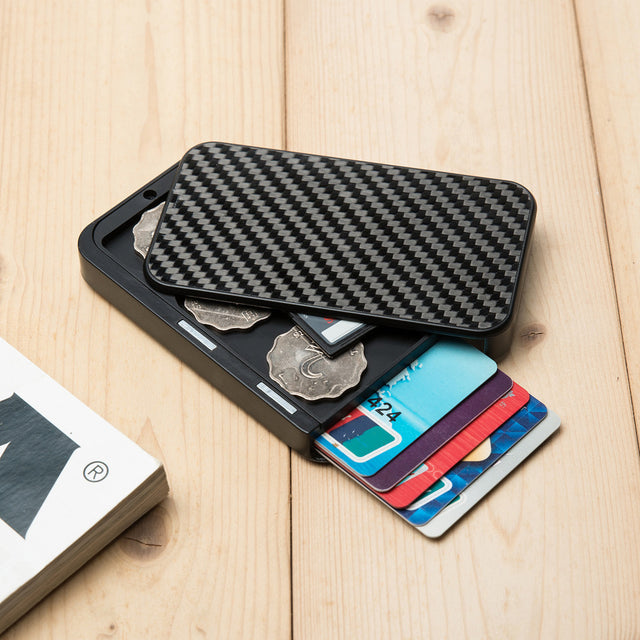 Anti-theft brush degaussing bank card holder - Dazpy