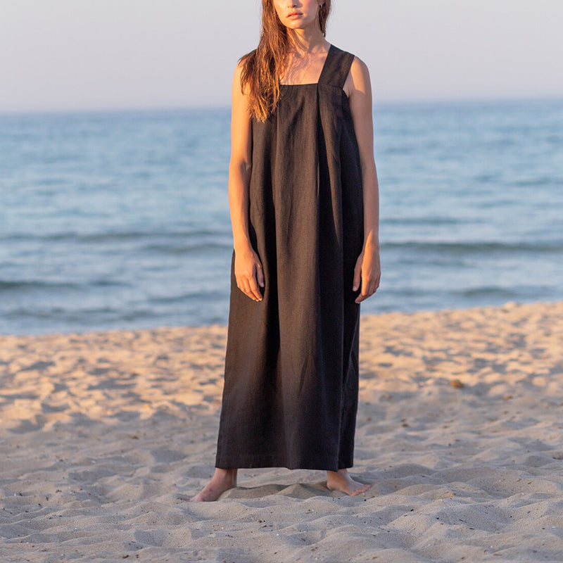 Vestido midi sin mangas con cuello cuadrado elegante