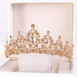 Tiara nupcial barroca de oro y cristal color champán